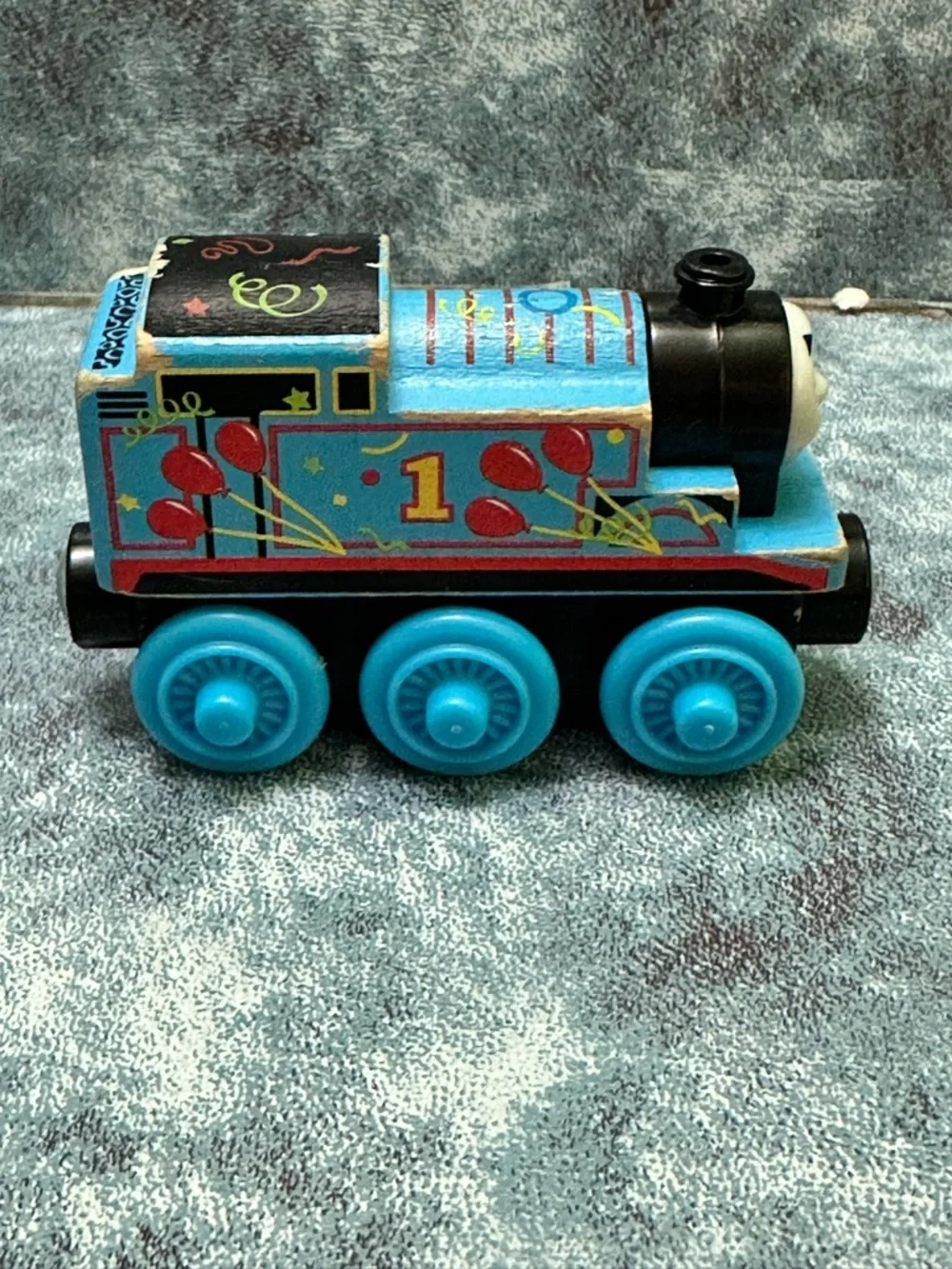 Thomas & Friends  THOMAS BIRTHDAY Blue Number 1 Party Train Wooden Toy